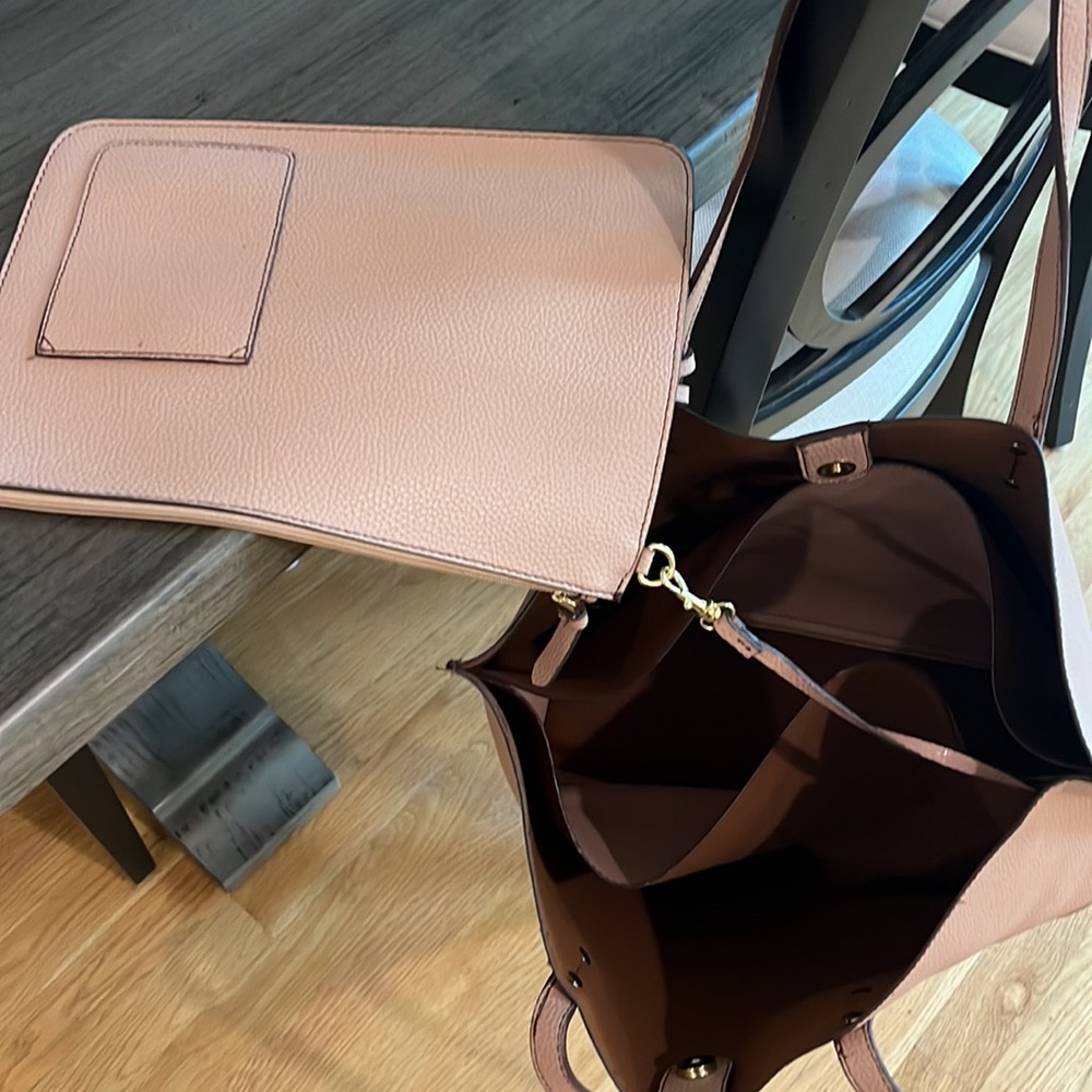 TUTIlo Tote - Picture 7 of 9